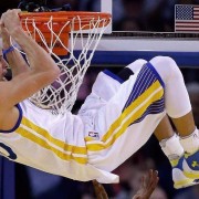 九游会_NBA新星爱德华兹炮轰裁判尺度，每次冲击篮筐都面对人墙防守