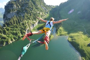  J9九游会平台|阿森纳续约潮持续升温，恩瓦内里成为下一个焦点，罗马诺确认谈判已进入关键阶段