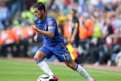  J9九游会平台：巴萨门神特狮背伤或需手术恐休战四月，国际足联赔偿条款或助俱乐部缓解财务压力