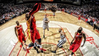  J9九游会平台|土媒曝伊卡尔迪搬离与旺达共居别墅 携新女友另寻爱巢开启人生新章